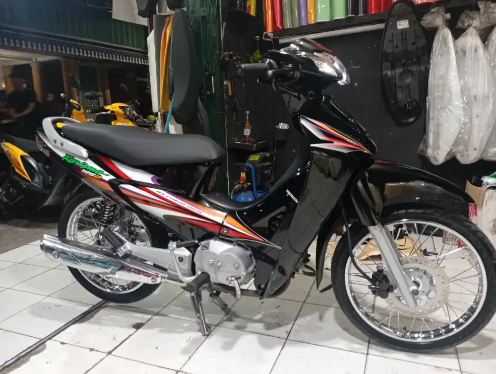 Karisma 2005 body mulus dan mesin halus