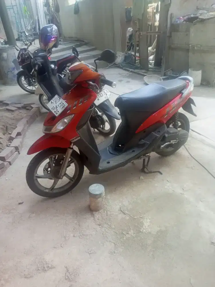 Mio smile 2010 maroon