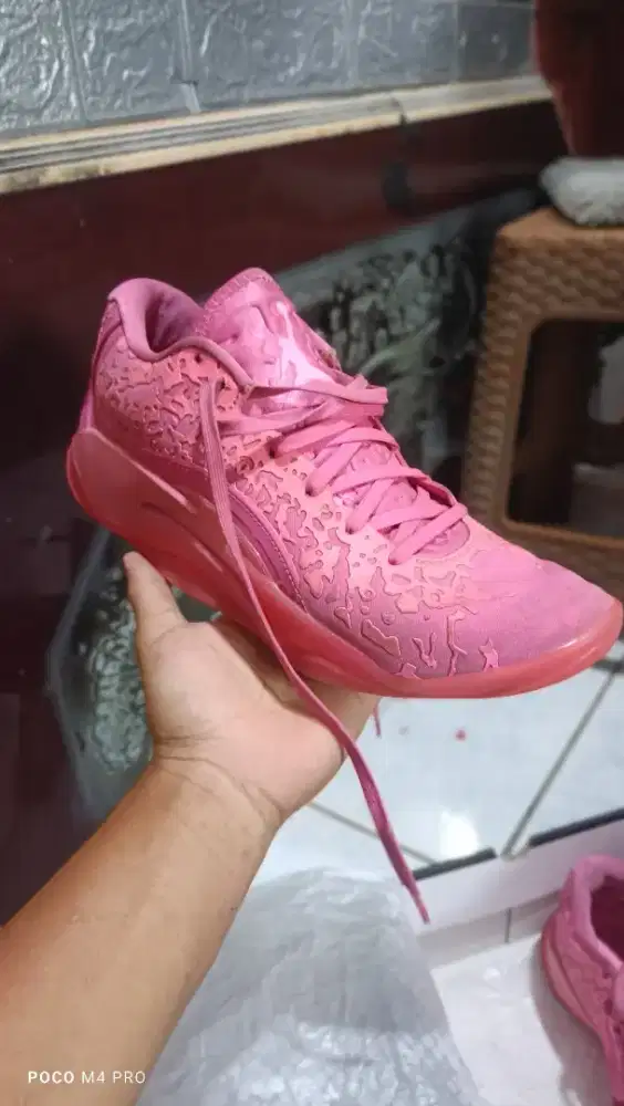 Sepatu basket zion 3 pink lotus original preloved
