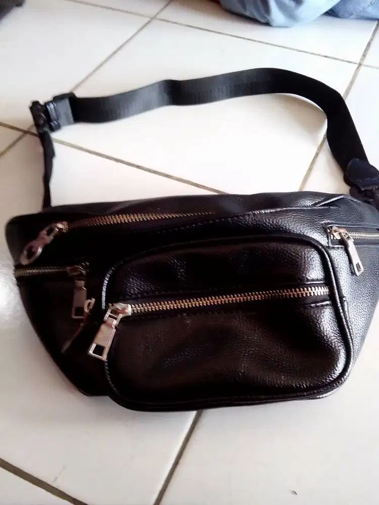 Dijual tas pinggang elegance