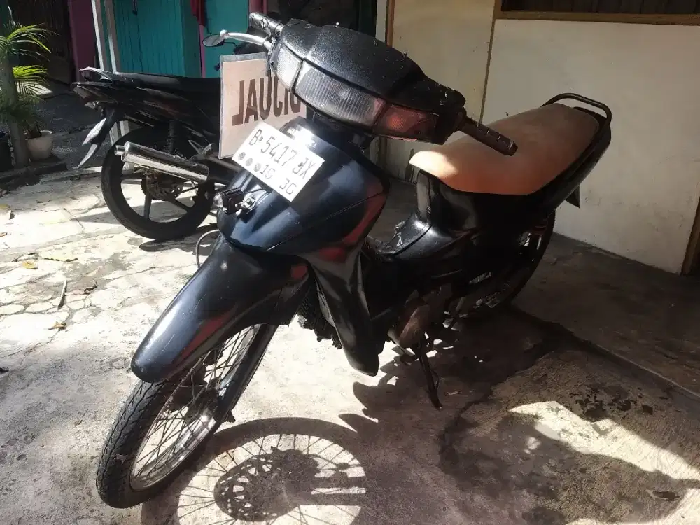 Dijual motor SlSuzuki Shogun Kebo tahun 1997 surat2 lengkap