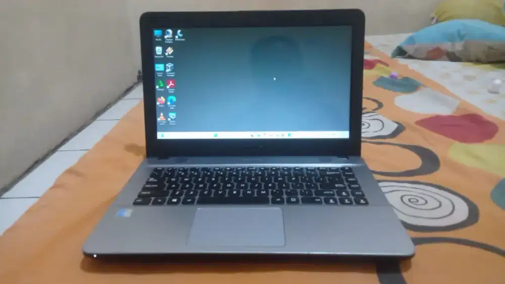 Asus X441M Like New