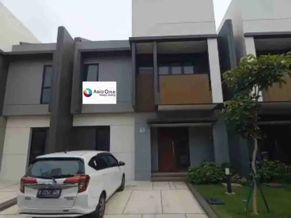 Disewakan rumah baru cluster regia summarecon crown