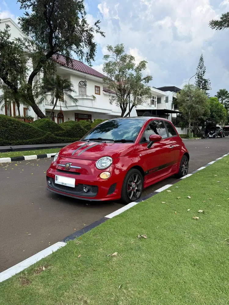 CASH 2015 Fiat 500 Abarth AMT