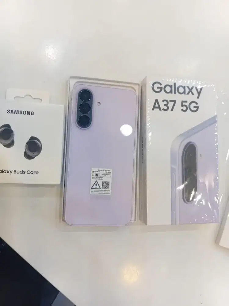 SAMSUNG A37 8/256 FREE BUDS CORE