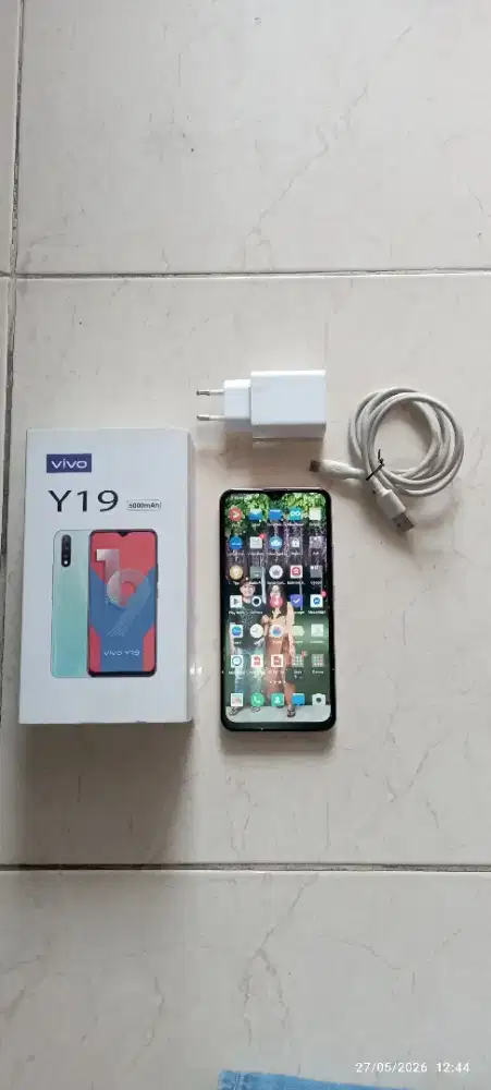VIVO Y19 ram 8/256