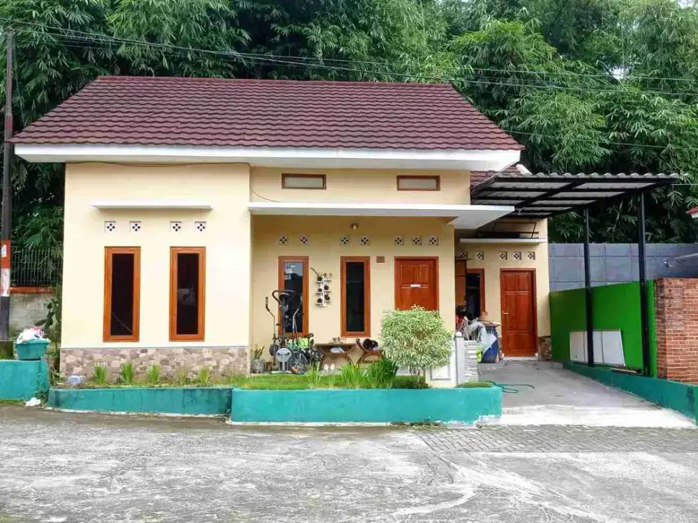RUMAH SIAP HUNI STRATEGIS DEKAT JL. KALIMAS MENOWO PUCANG KM 2