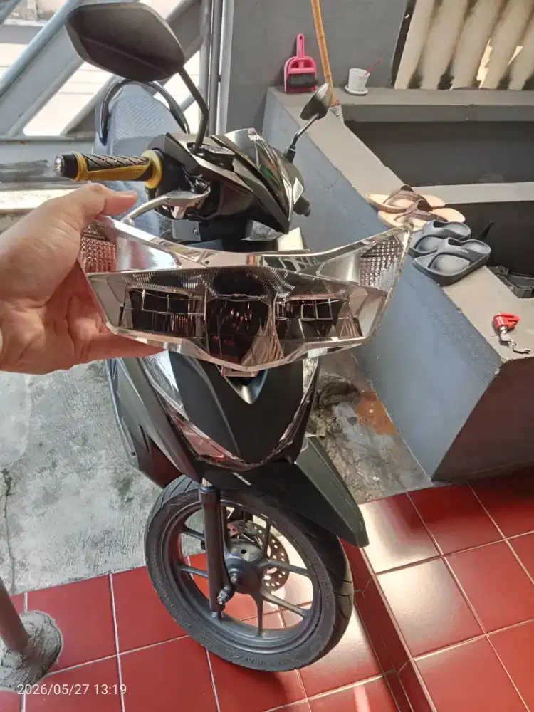Reflektor Depan Crum Beat Deluxe 2021