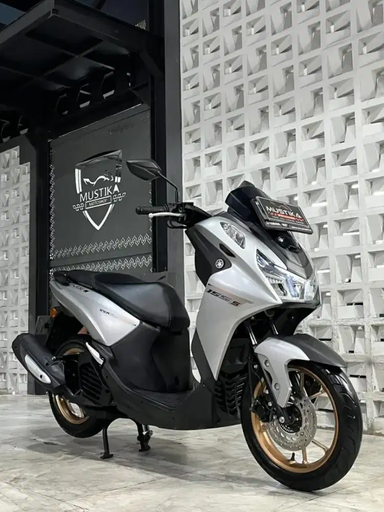 YAMAHA LEXI 155S 2024 - Chintia Mustika