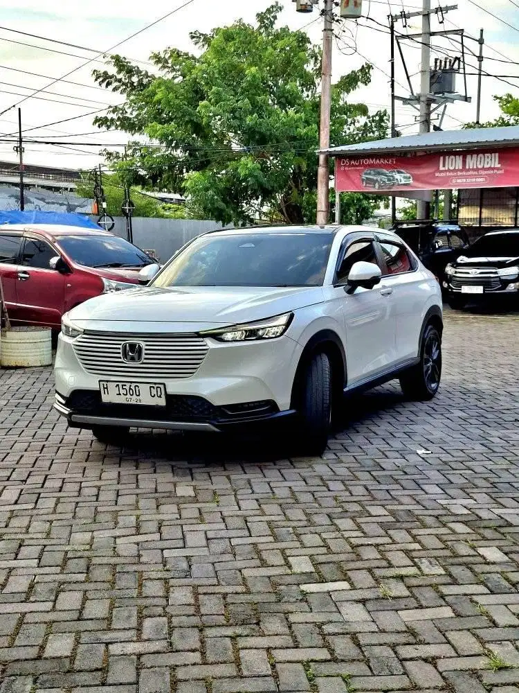HRV SE 2023 AT (warna Putih)