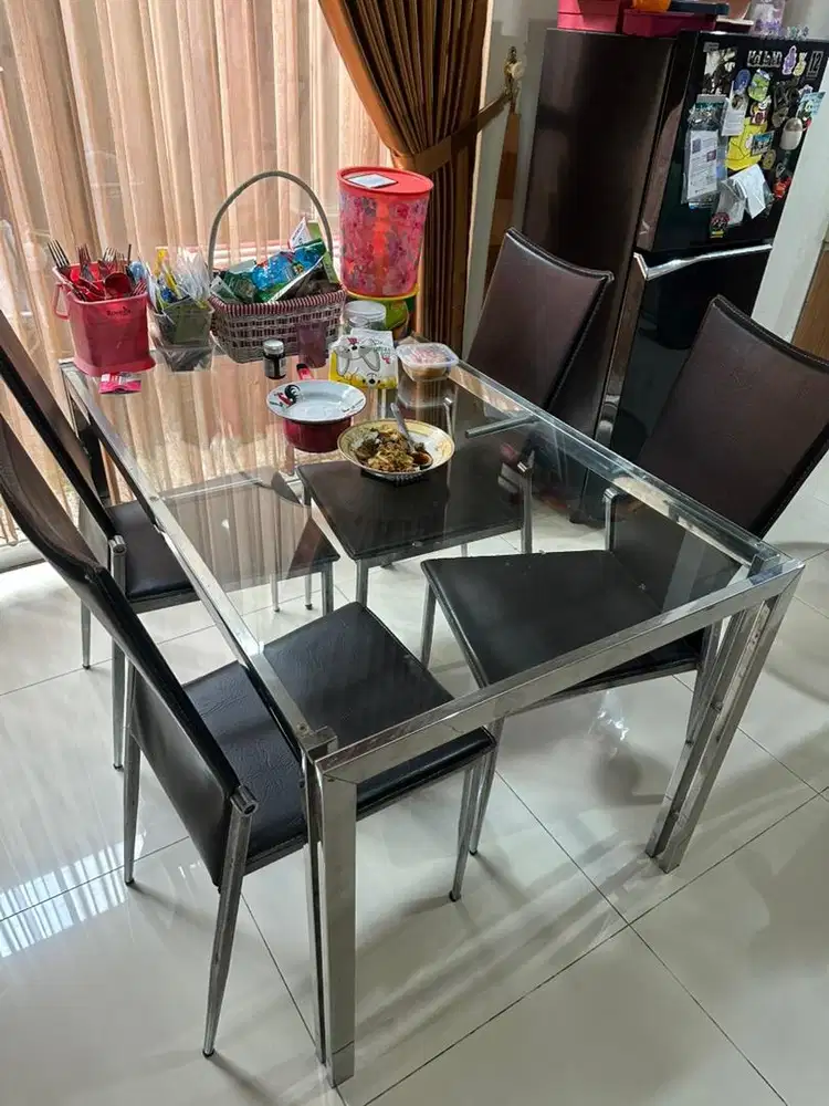 Set Meja Makan (4 set)