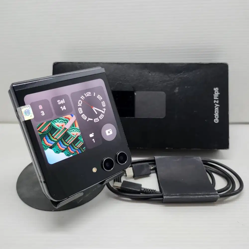 TERMURAH! SAMSUNG GALAXY Z FLIP 5 5G 8/256 GRAPHITE RESMI SEIN FULLSET