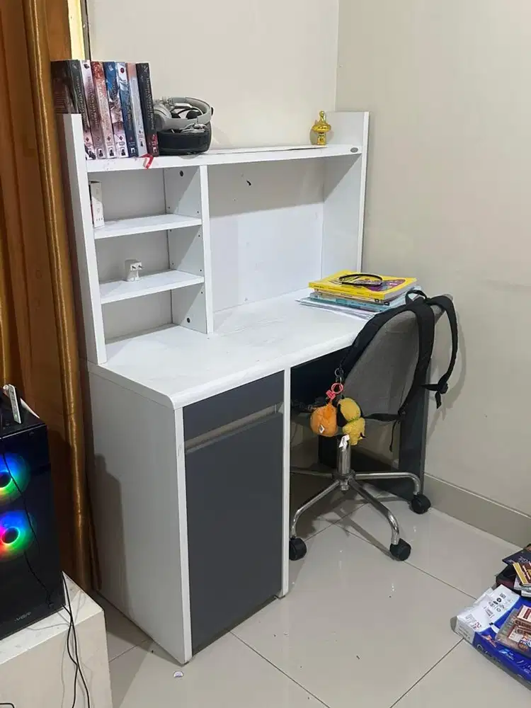 Set Meja Belajar