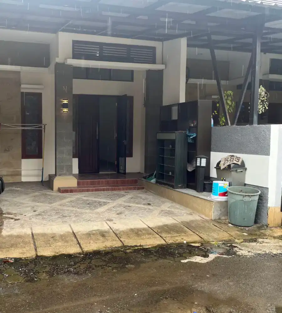 Di sewakan rumah di Film Residence jagakarsa 60 juta / tahun