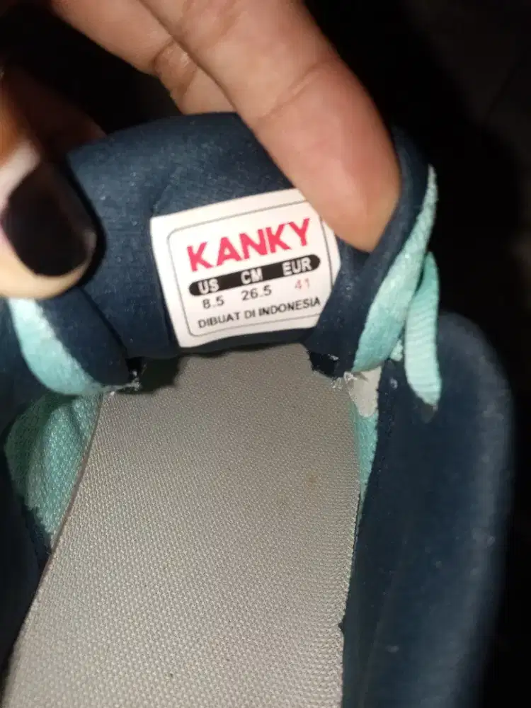 Sepatu kanky ori Blue white