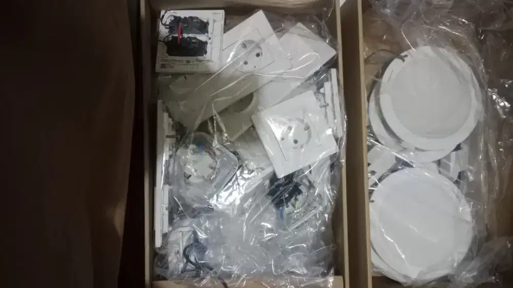 Cctv lampu dan stopkontak