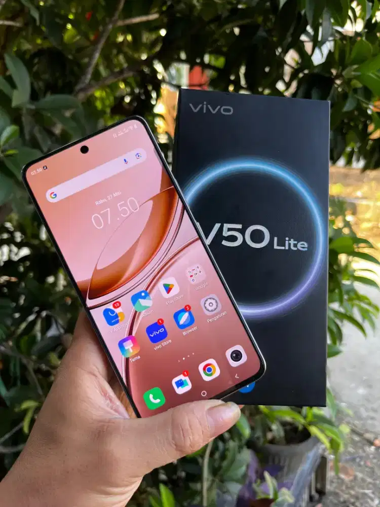 Vivo V50 Lite 4G ram 8/256 gb