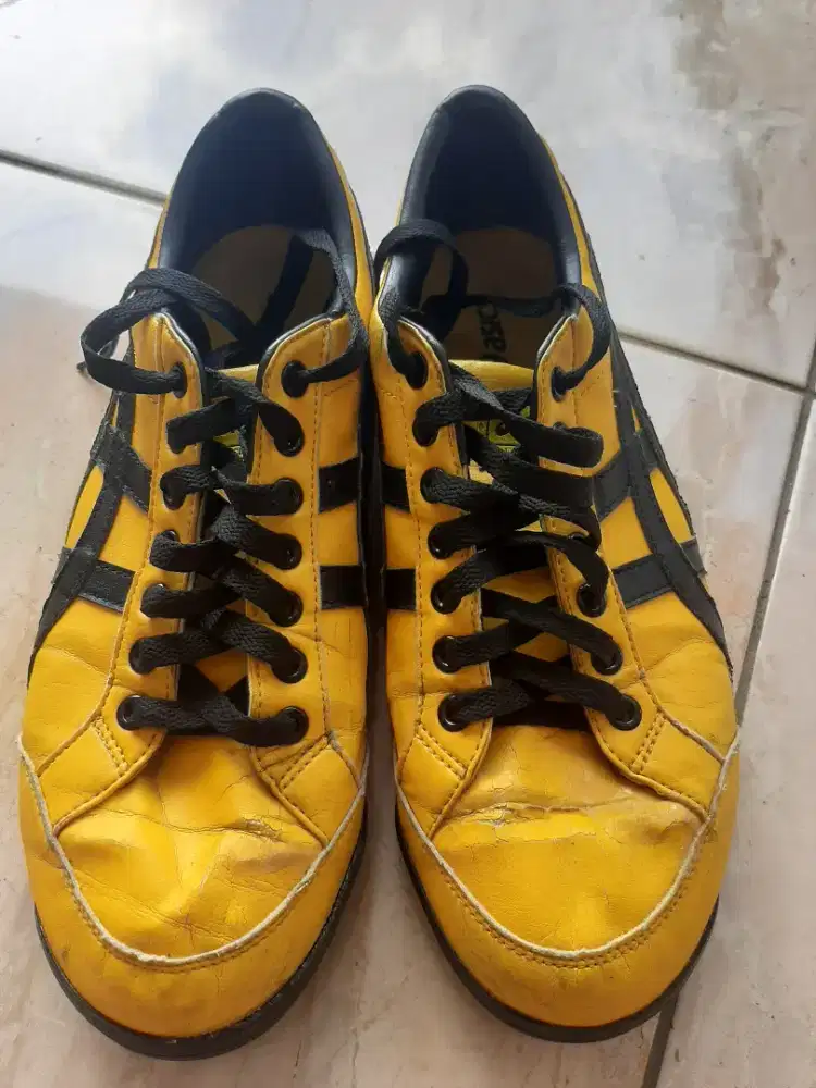 Sepatu asics ori size 41.5
