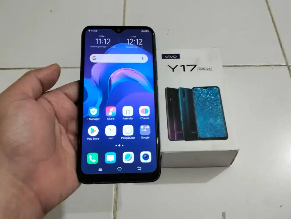 BUTUH UANG VIVO Y17 RAM 8GB / 256GB 4G LTE Duos 6.35in Finger 5000Mah