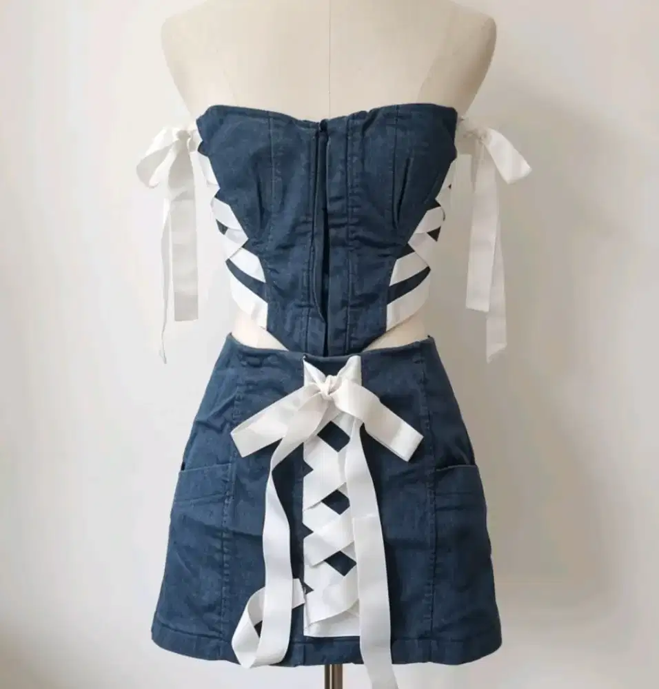 PRELOVED DRESS UNDER 100K