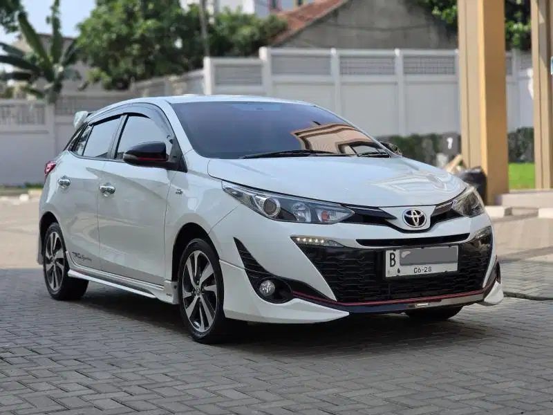 YARIS LOW KM RECORD BENGKEL RESMI