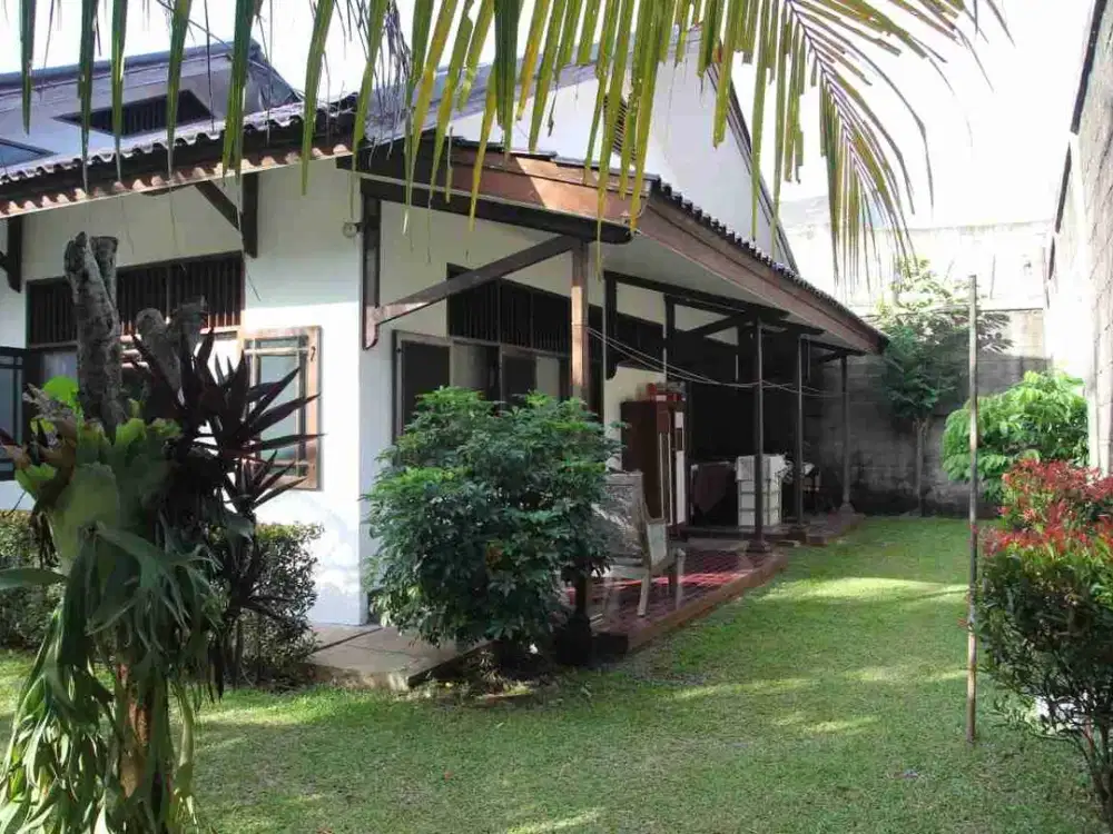 Rumah besar hitung tanahnya saja di pondok Aren