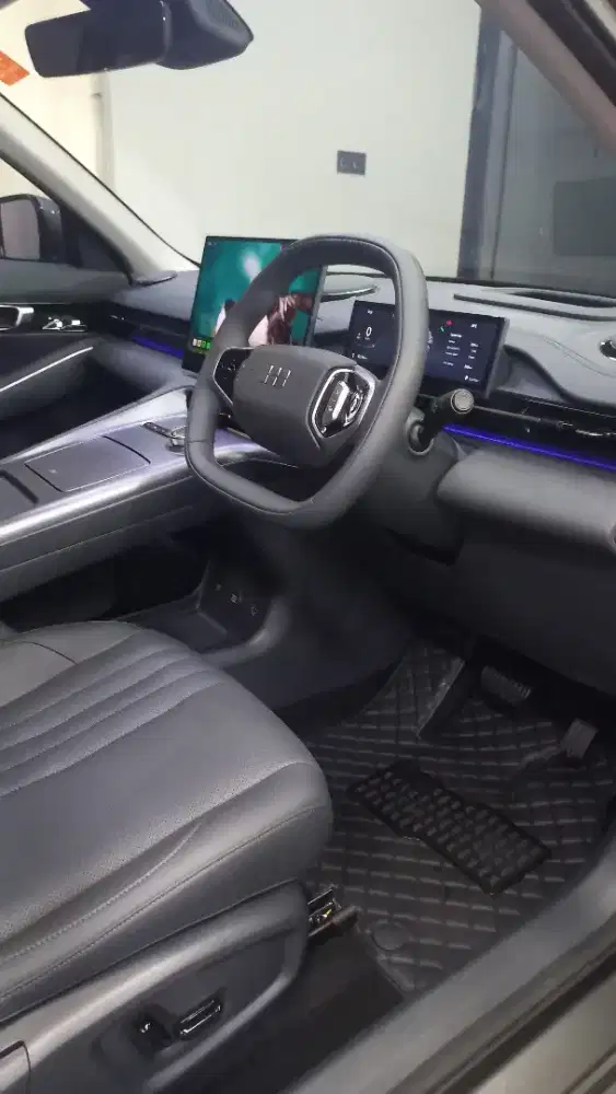 Karyawan Steam Mobil