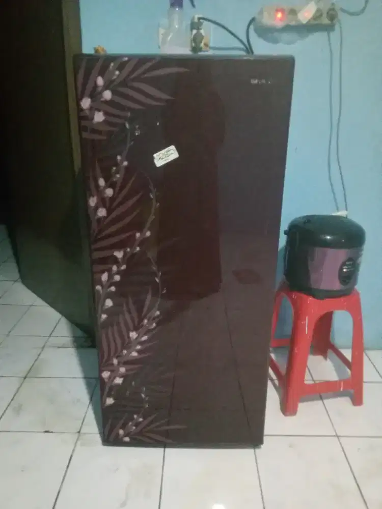 Kulkas Sharp pintu 1