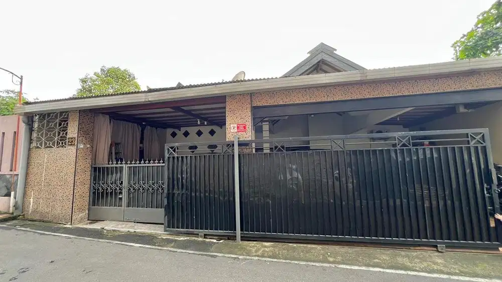 dijual rumah SHM daerah banyumanik