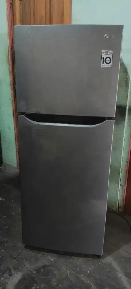 Kulkas 2 pintu LG digital inverter nominus