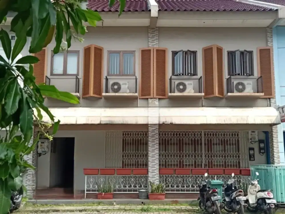 Jual Ruko Gandeng di Bintaro Sektor 1 Bersebelahan dengan Bank Lokasi Ramai Jarang Ada