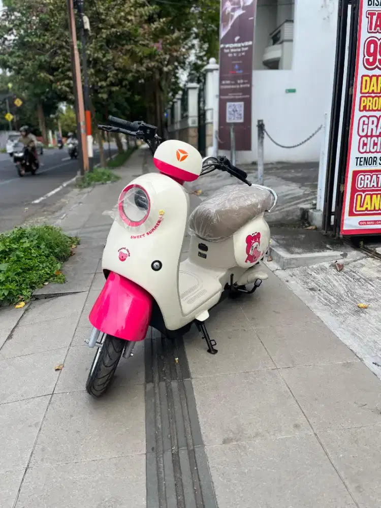 SEPEDA LISTRIK YADEA YUANQI TERBARU BISA DIANTAR GRATIS ONGKIR GENGG