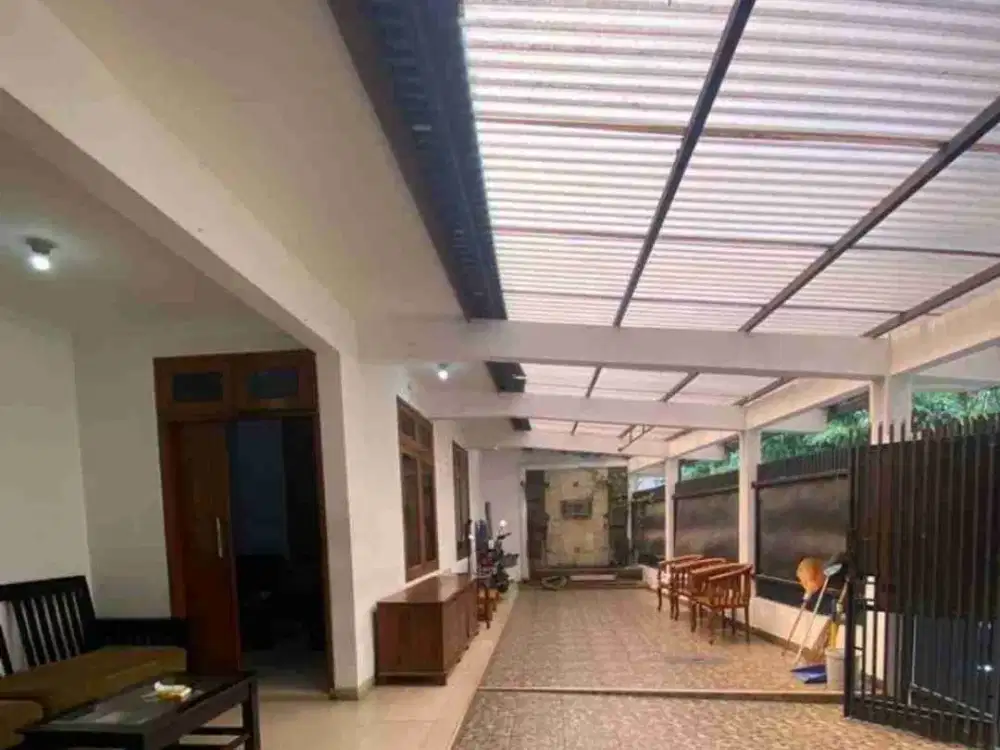 Rumah 3.8 M siap huni terawat LT 200 LB 180 bisa untuk kost di Cikoko cawang dekat LRT