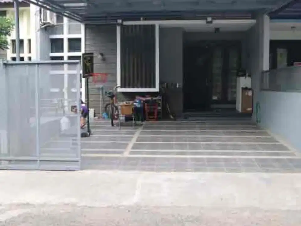 dijual rumah siap huni harga menarik di Batununggal indah bandung