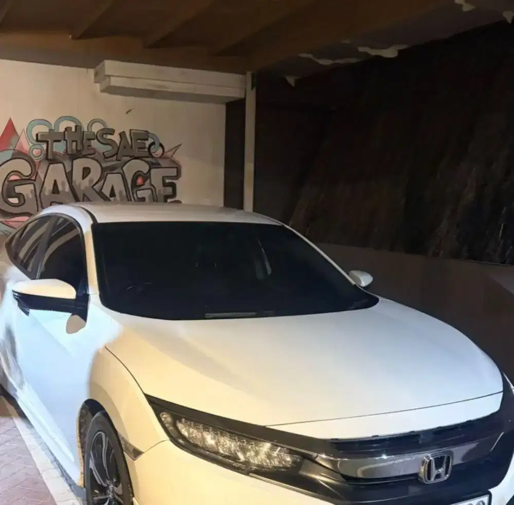 Honda Civic cvt A/T 2017