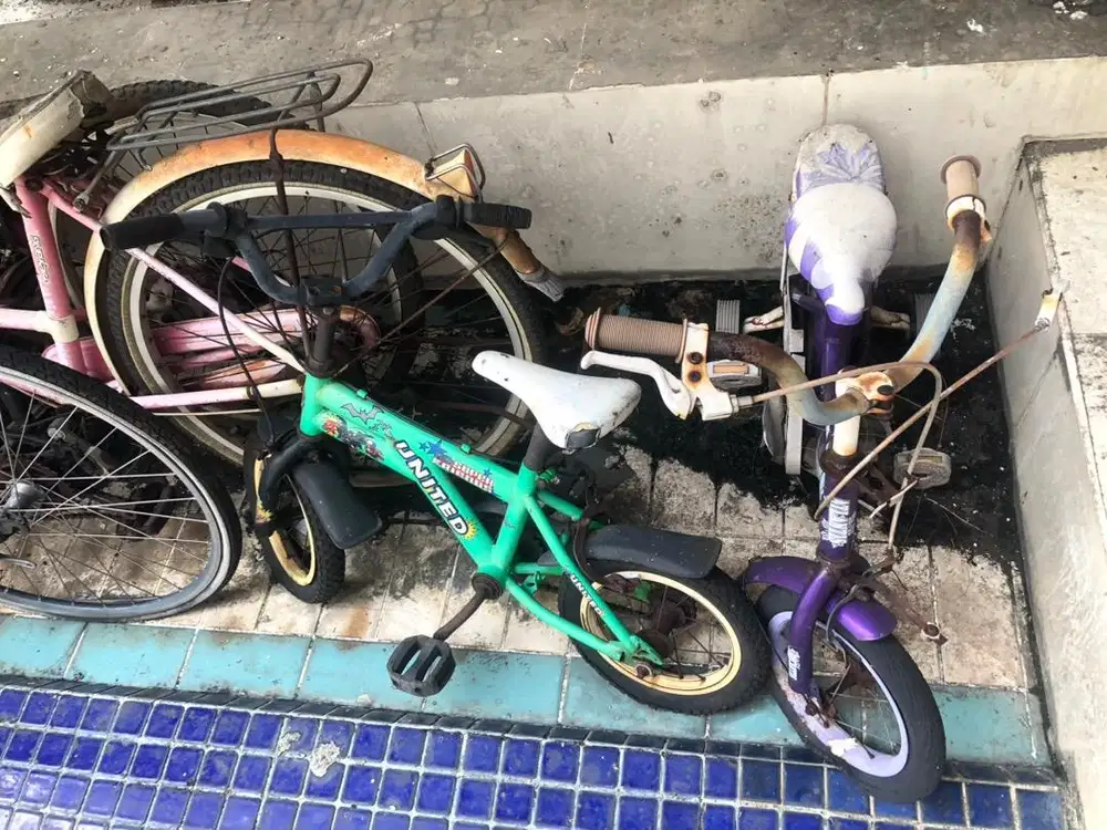 PAKET 3 SEPEDA ANAK