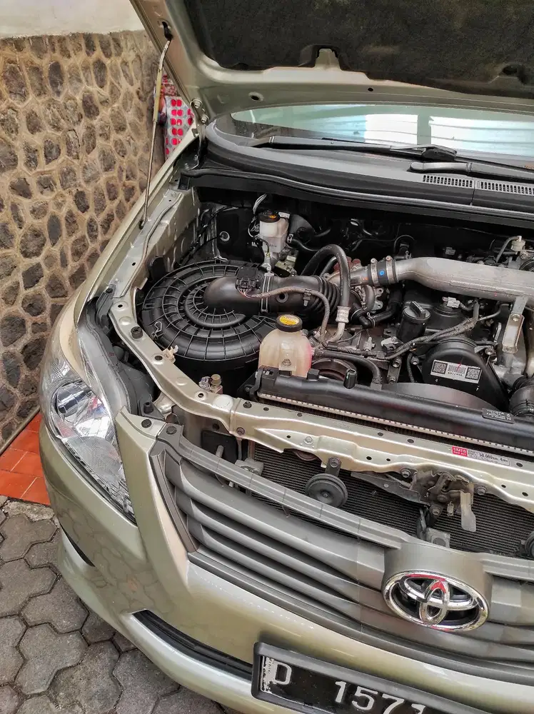 Antik km15rb Toyota Kijang Innova 2012 Diesel