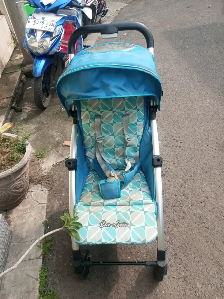Baby stroller bekas