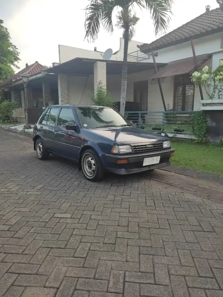 Toyota Starlet Kotak Kondisi Antik Orisinil KM 139 rb