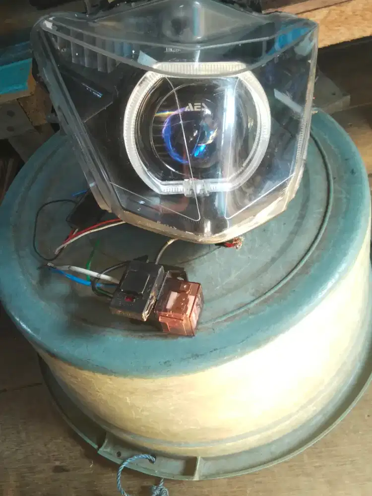 Lampu biled AES