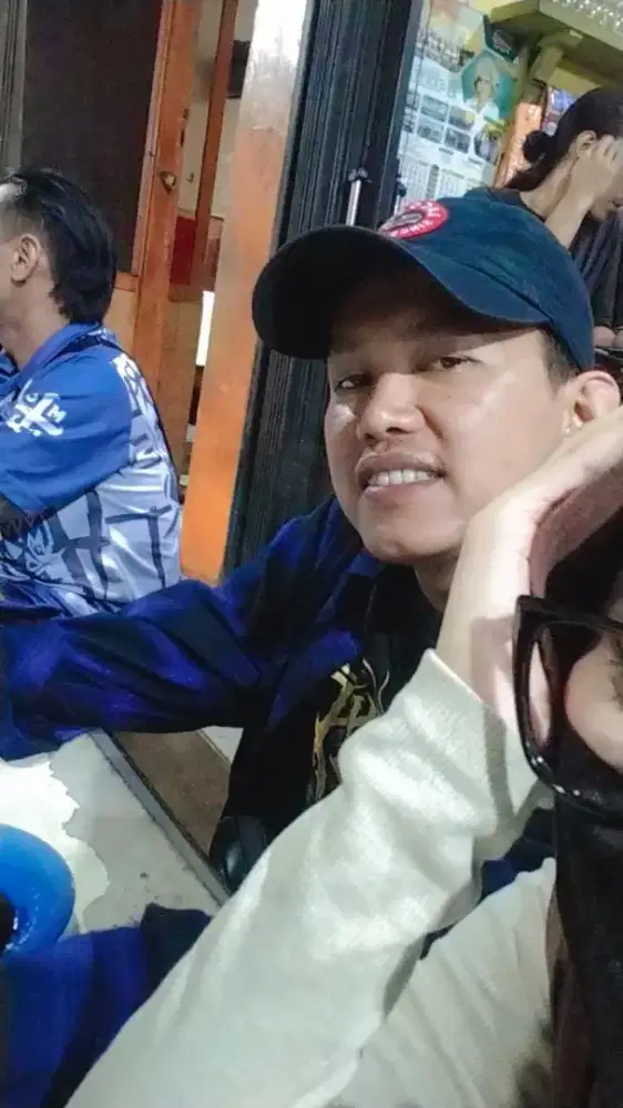 Mencari pekerjaan apa saja