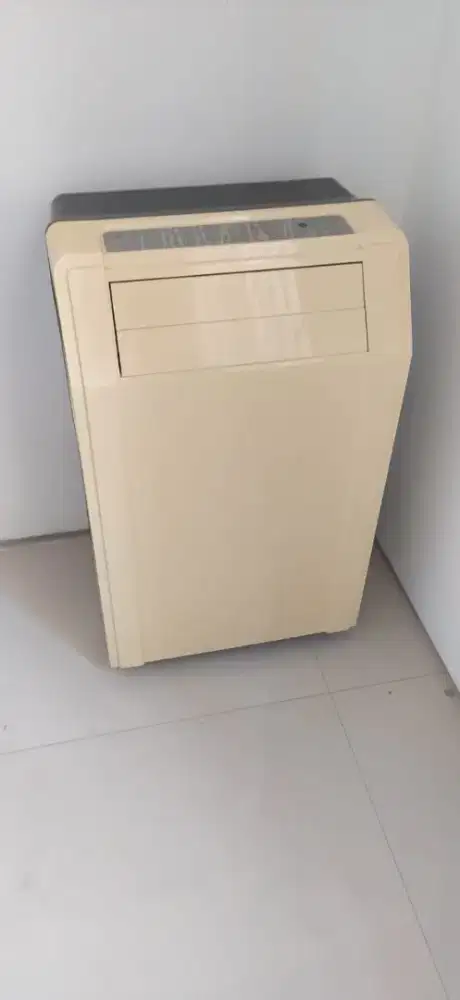 Midea AC Portable