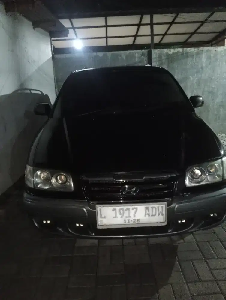 Hyundai trajet gl8 mt cvvt