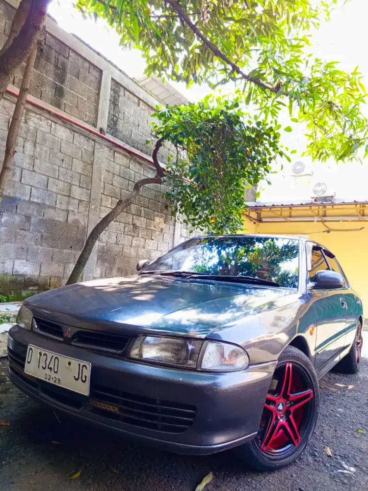 Mitsubishi Lancer 1994 Bensin
