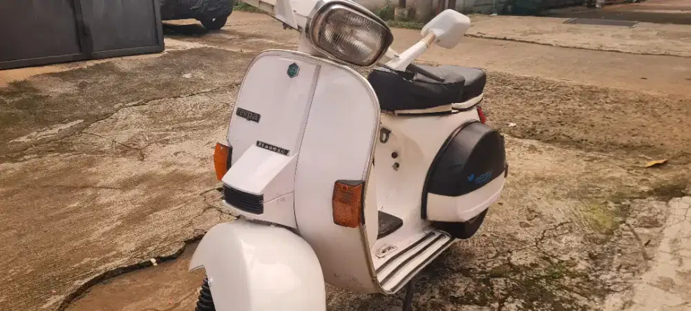 Vespa PX Eclusive 1 th 86