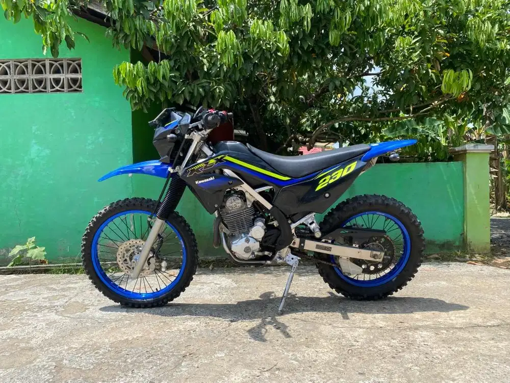 Kawasaki KLX 230