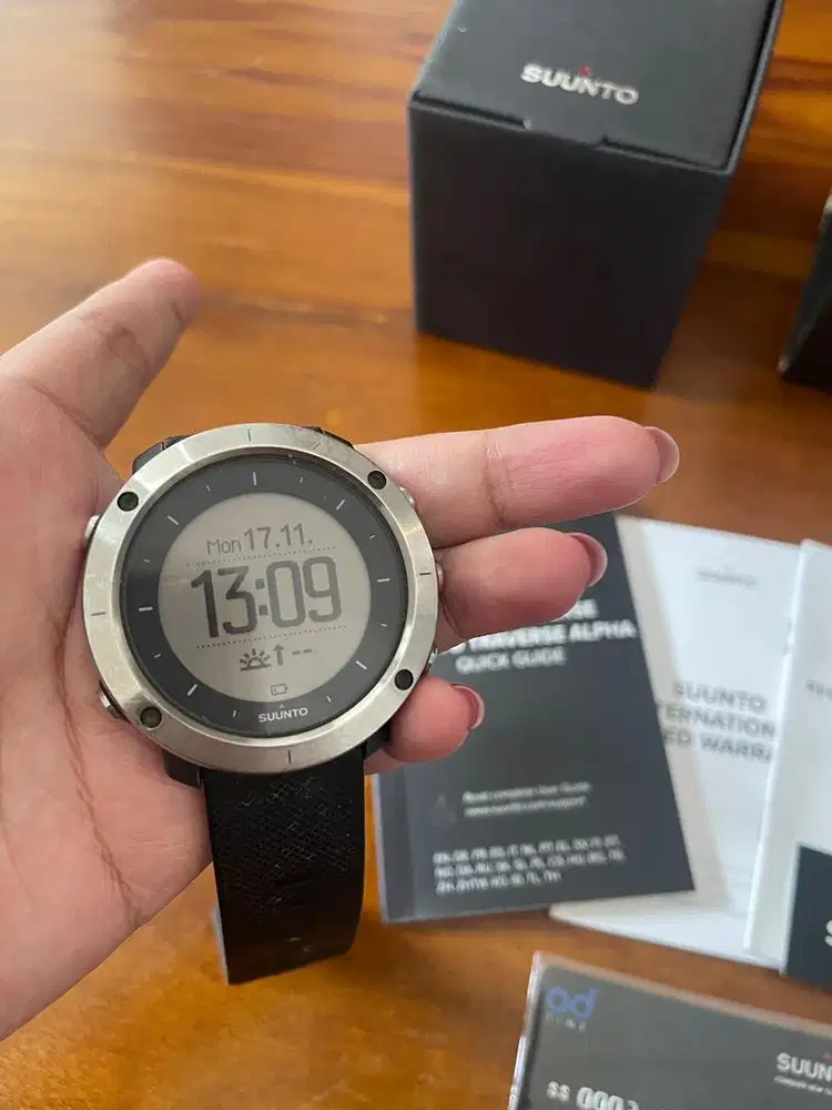 Jam Tangan Suunto Traverse Alpha Smartwatch