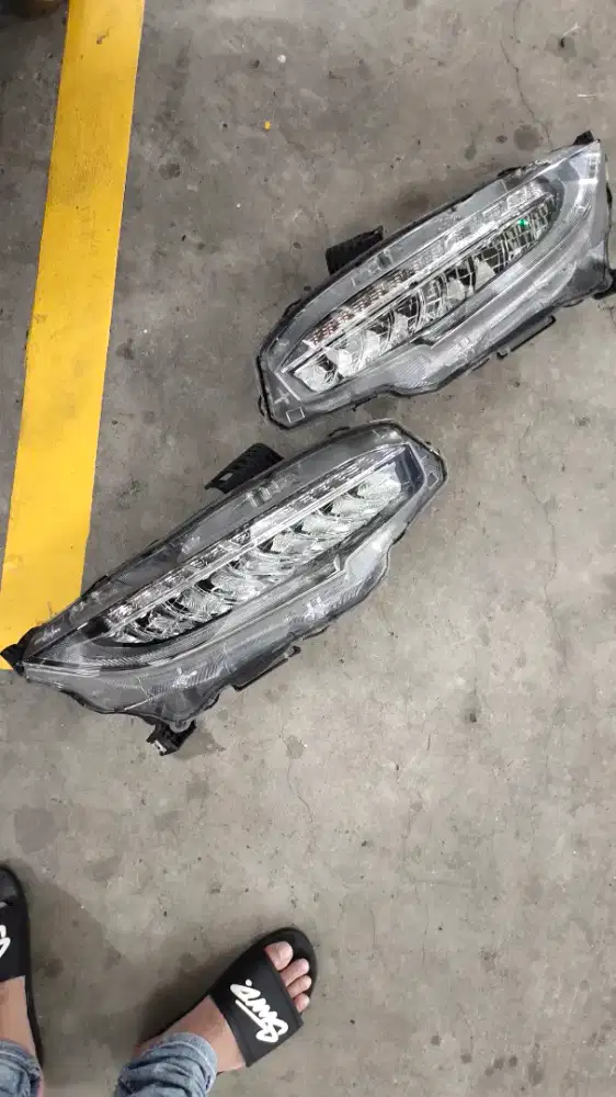 Headlamp Facelift Honda Civic Turbo Hatchback/Sedan 95% Kondisi