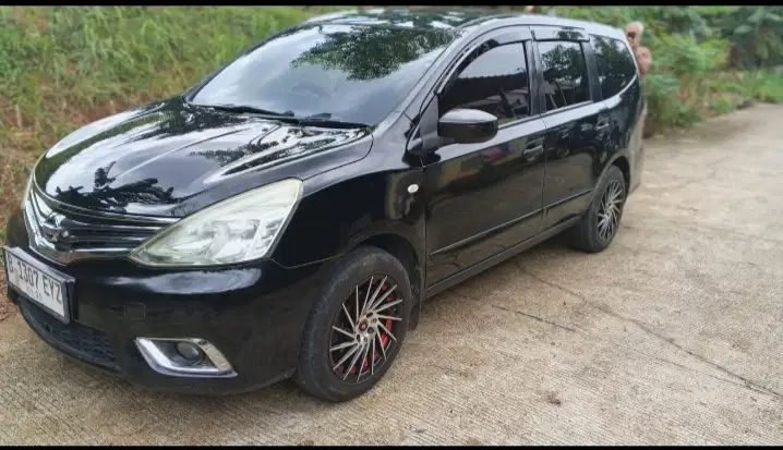 Nissan Livina 2014 Bensin