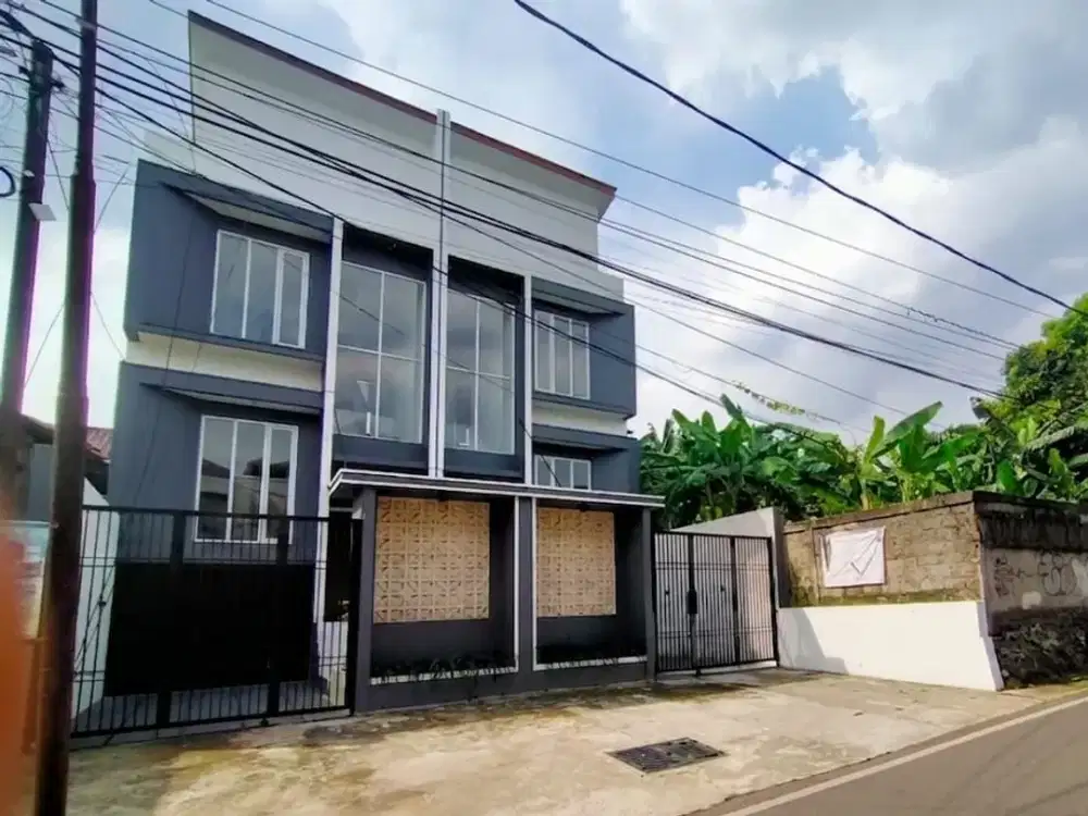 Rumah Baru LT.100, di Jagakarsa, Jakarta Selatan selangkah ke Gerbang Tol Andara, Muat 3 Mobil